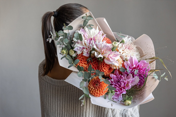 blog Tips Menyimpan Hand Bouquet agar Tetap Segar Seharian